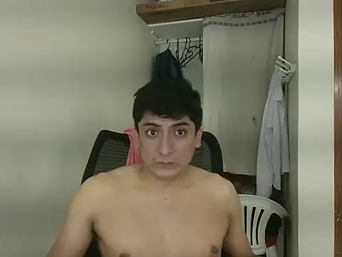 Snapshot of romdem chatting on December 3, 2025, 6:29 pm romdem online show from December 3, 2025, 6:29 pm