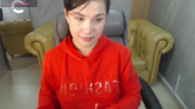 Snapshot of Violetta_jhonson_a chatting on February 5, 2026, 7:43 pm Violetta jhonson a online show from February 5, 2026, 7:43 pm