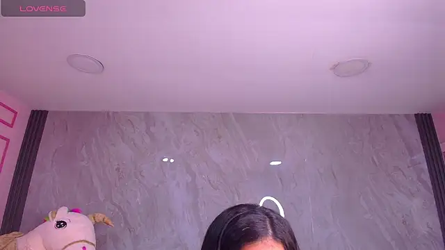 Snapshot of Violetta_jhonson_a chatting on November 16, 2025, 3:44 am Violetta jhonson a online show from November 16, 2025, 3:44 am