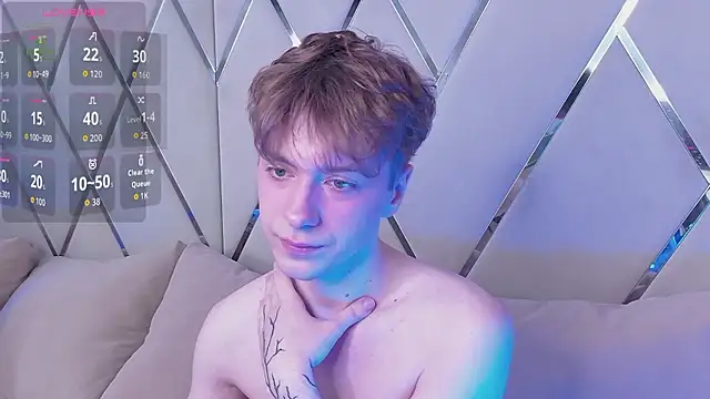 Snapshot of Paul_Holt chatting on January 7, 2026, 8:58 pm Paul Holt online show from January 7, 2026, 8:58 pm