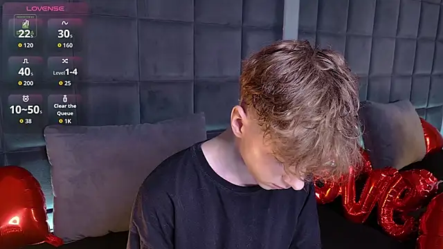 Snapshot of Paul_Holt chatting on February 12, 2026, 9:47 pm Paul Holt online show from February 12, 2026, 9:47 pm