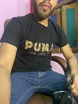 Snapshot of hotyyyyjonny chatting on June 14, 2026, 3:02 pm hotyyyyjonny online show from June 14, 2026, 3:02 pm