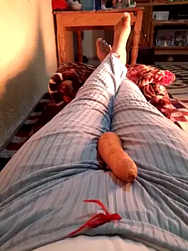 Tota sexi online show from December 5, 2025, 9:41 am