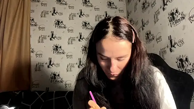 AliciaCapehart online show from November 30, 2025, 7:20 am