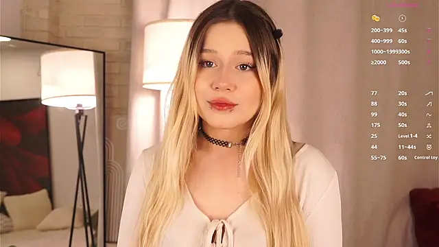 Snapshot of Love_audirs6 chatting on February 15, 2026, 12:11 am Love audirs6 online show from February 15, 2026, 12:11 am