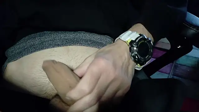 Snapshot of Chrisatmiami chatting on February 6, 2026, 4:03 pm Chrisatmiami online show from February 6, 2026, 4:03 pm