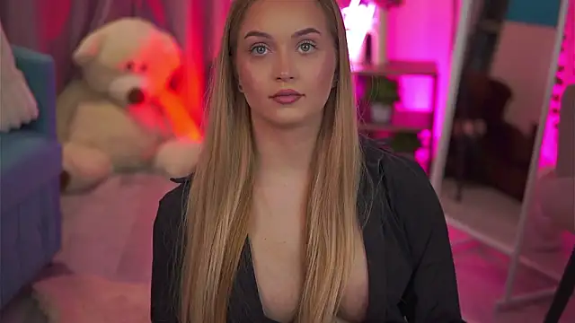 ElyssawetXX online show from February 23, 2026, 7:47 pm