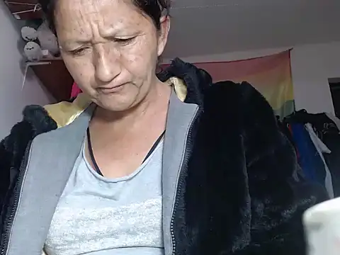 Snapshot of Tiff_Dirty69 chatting on March 3, 2026, 12:45 pm Tiff Dirty69 online show from March 3, 2026, 12:45 pm