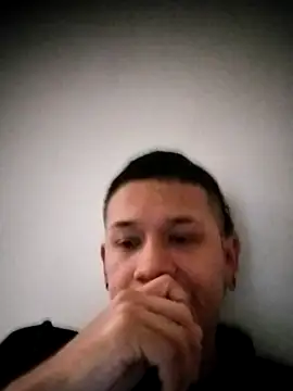 Snapshot of Chris____Col chatting on November 22, 2025, 6:40 pm Chris Col online show from November 22, 2025, 6:40 pm