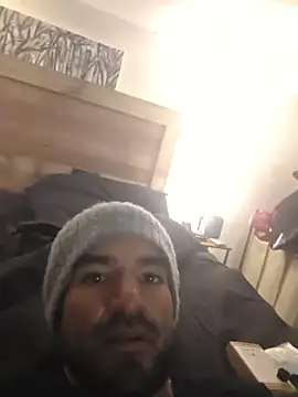 Snapshot of piggylatino chatting on February 21, 2026, 4:03 am piggylatino online show from February 21, 2026, 4:03 am