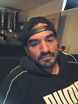 Snapshot of piggylatino chatting on February 5, 2026, 9:21 pm piggylatino online show from February 5, 2026, 9:21 pm