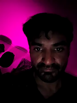 Snapshot of piggylatino chatting on February 12, 2026, 11:04 pm piggylatino online show from February 12, 2026, 11:04 pm