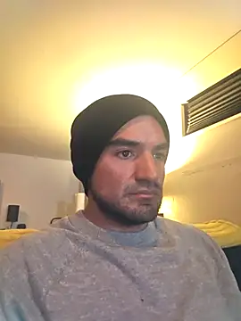 Snapshot of piggylatino chatting on February 14, 2026, 11:05 pm piggylatino online show from February 14, 2026, 11:05 pm