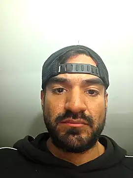 Snapshot of piggylatino chatting on February 7, 2026, 9:12 pm piggylatino online show from February 7, 2026, 9:12 pm