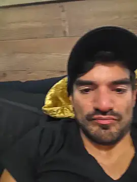 Snapshot of piggylatino chatting on March 2, 2026, 5:08 am piggylatino online show from March 2, 2026, 5:08 am