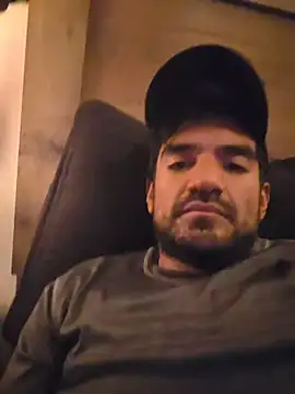 Snapshot of piggylatino chatting on February 24, 2026, 5:30 am piggylatino online show from February 24, 2026, 5:30 am