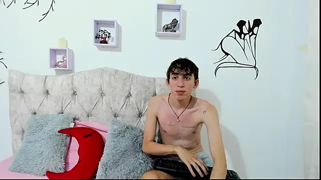 Snapshot of TerryGrace chatting on November 15, 2025, 7:51 pm TerryGrace online show from November 15, 2025, 7:51 pm