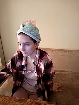 Snapshot of v_crizis324 chatting on February 7, 2026, 12:46 pm v crizis324 online show from February 7, 2026, 12:46 pm