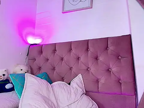 Davel Svetla online show from November 18, 2025, 2:59 am