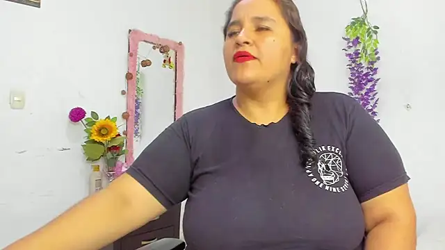 Snapshot of _1Zoey chatting on February 6, 2026, 11:34 pm 1Zoey online show from February 6, 2026, 11:34 pm