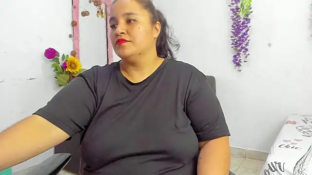 Snapshot of _1Zoey chatting on February 15, 2026, 6:03 am 1Zoey online show from February 15, 2026, 6:03 am