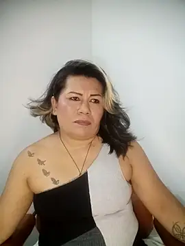 Snapshot of angi_daw chatting on February 28, 2026, 3:28 am angi daw online show from February 28, 2026, 3:28 am