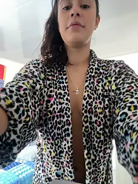 lucyrain 18 online show from November 17, 2025, 2:10 pm