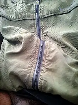 kingsize8ich online show from December 2, 2025, 6:26 am