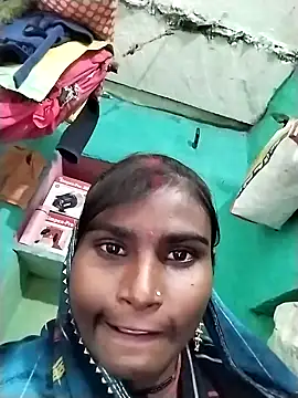 Snapshot of Big_Lovexx chatting on December 5, 2025, 7:40 am Big Lovexx online show from December 5, 2025, 7:40 am