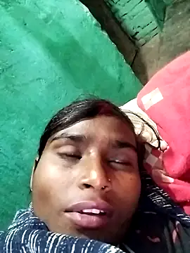 Snapshot of Big_Lovexx chatting on December 4, 2025, 6:29 pm Big Lovexx online show from December 4, 2025, 6:29 pm