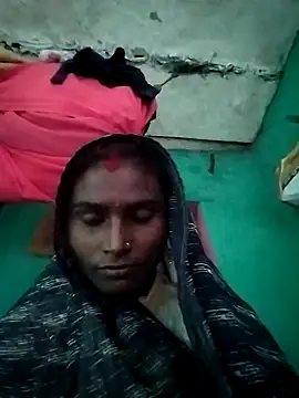 Snapshot of Big_Lovexx chatting on November 13, 2025, 9:35 am Big Lovexx online show from November 13, 2025, 9:35 am