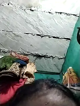 Snapshot of Big_Lovexx chatting on February 11, 2026, 10:04 am Big Lovexx online show from February 11, 2026, 10:04 am