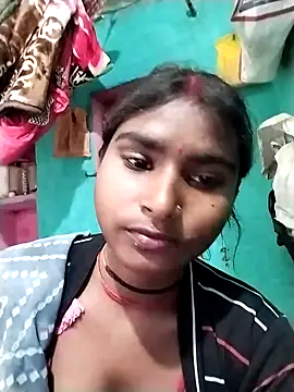 Snapshot of Big_Lovexx chatting on December 22, 2025, 7:52 am Big Lovexx online show from December 22, 2025, 7:52 am