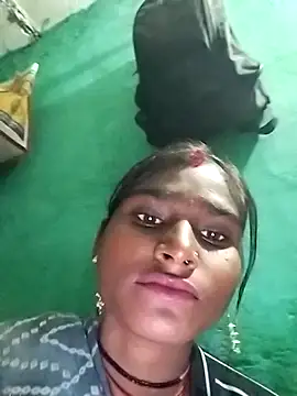 Snapshot of Big_Lovexx chatting on December 3, 2025, 5:45 pm Big Lovexx online show from December 3, 2025, 5:45 pm