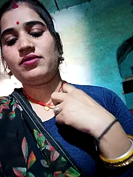 Snapshot of Hot_kamla chatting on March 2, 2026, 10:00 am Hot kamla online show from March 2, 2026, 10:00 am