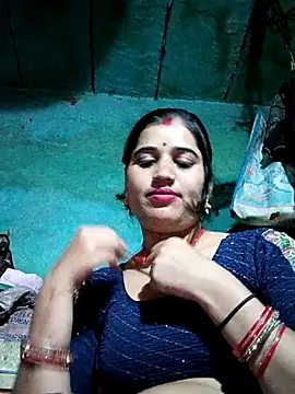 Snapshot of Hot_kamla chatting on February 9, 2026, 9:29 am Hot kamla online show from February 9, 2026, 9:29 am