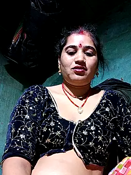 Snapshot of Hot_kamla chatting on April 29, 2026, 11:22 pm Hot kamla online show from April 29, 2026, 11:22 pm