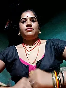 Snapshot of Hot_kamla chatting on May 15, 2026, 11:14 pm Hot kamla online show from May 15, 2026, 11:14 pm