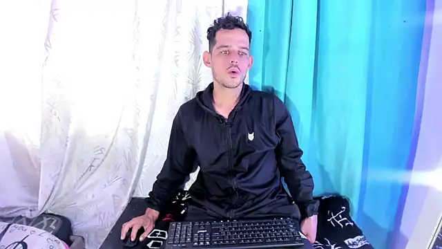 Sexybigjefffx online show from December 1, 2025, 12:39 pm