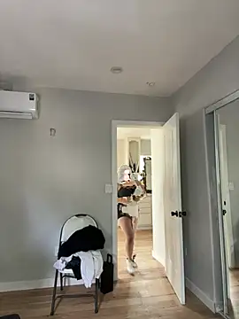 Snapshot of ymfg69 chatting on February 1, 2026, 9:57 pm ymfg69 online show from February 1, 2026, 9:57 pm