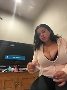 Snapshot of ymfg69 chatting on February 22, 2026, 8:28 am ymfg69 online show from February 22, 2026, 8:28 am