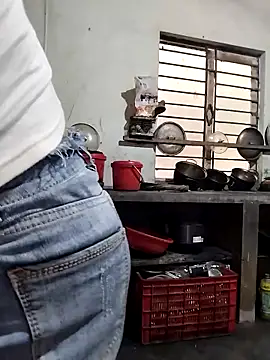 gugu0022 online show from March 29, 2026, 10:28 am