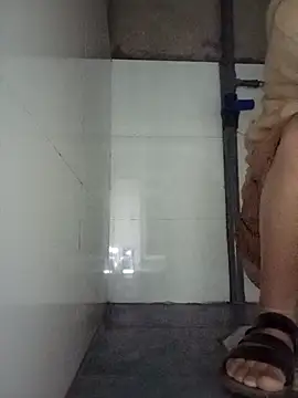 Lyly sexyy online show from November 24, 2025, 10:43 pm