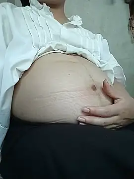 Micky baby online show from May 27, 2026, 3:47 am