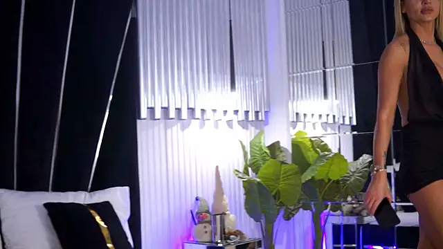 Snapshot of CelesteArden chatting on January 15, 2026, 9:18 pm CelesteArden online show from January 15, 2026, 9:18 pm