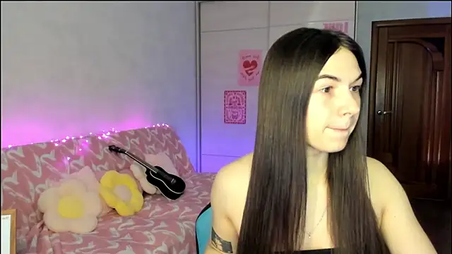 Snapshot of luna_lust_212 chatting on July 6, 2026, 4:19 am luna lust 212 online show from July 6, 2026, 4:19 am