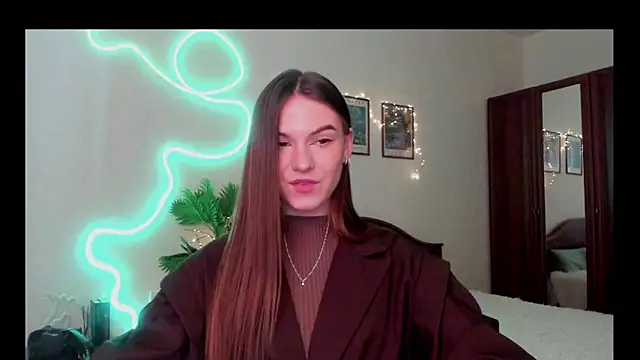 luna lust 212 online show from February 23, 2026, 12:17 pm