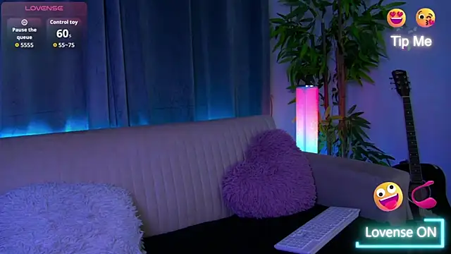 StephaniDoll online show from January 13, 2026, 4:38 am