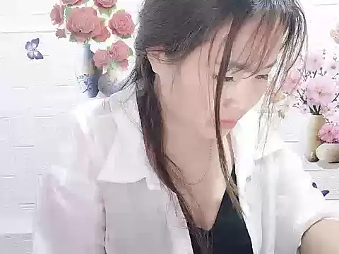 Snapshot of Site-loe chatting on February 15, 2026, 3:33 pm Site-loe online show from February 15, 2026, 3:33 pm