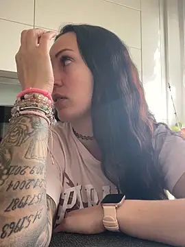 LolaSweetButPsycho7 online show from March 25, 2026, 12:04 pm